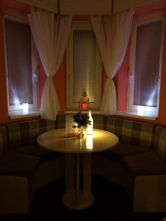 Restaurace A Penzion Maja بينيكو المظهر الخارجي الصورة